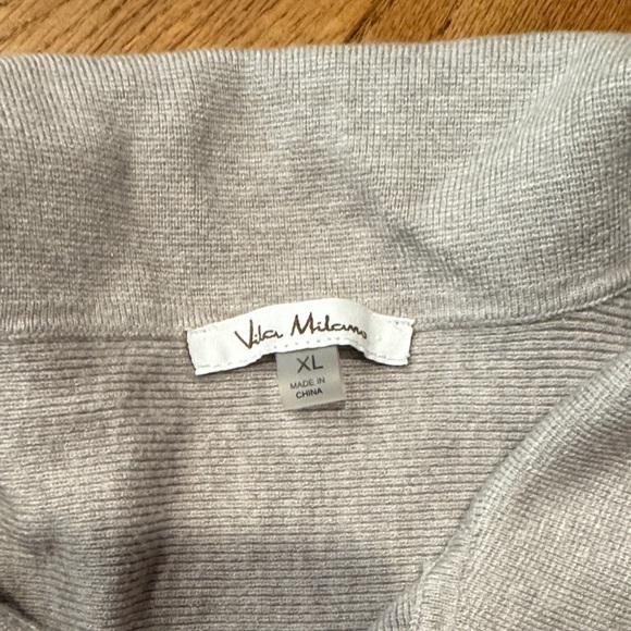 Gray Women's Knit Collared Blouse - Picture 2 of 4